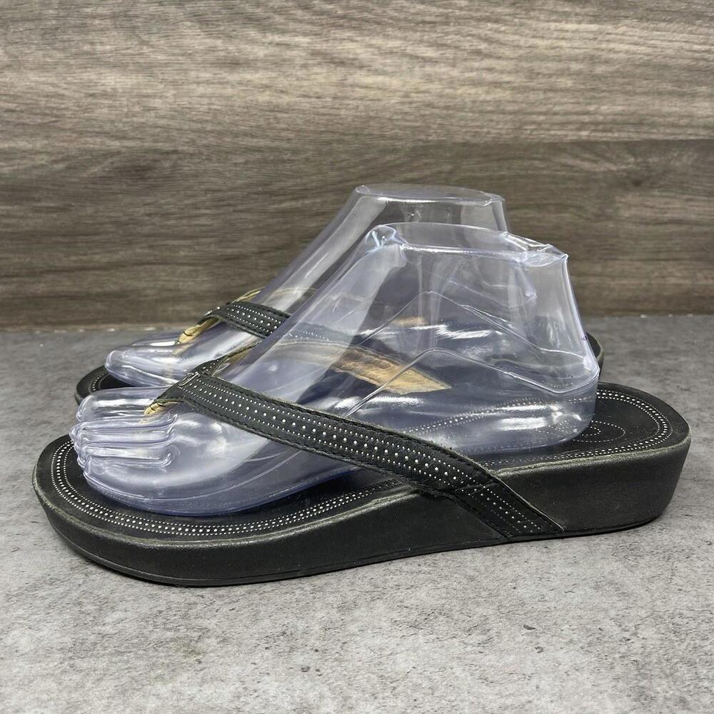 Olukai Flip Flop Sandals Womens Size 10 (40) Black Leather Thong Wedge Slip On